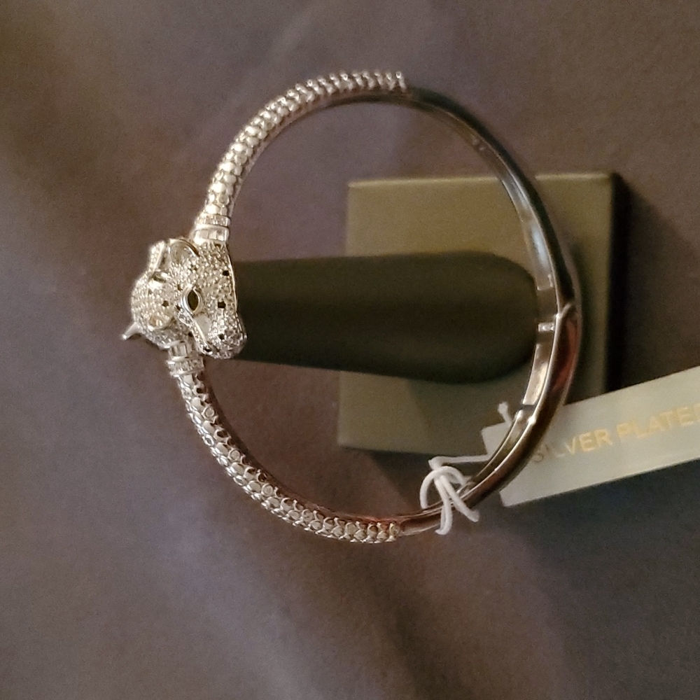 Silver Plated Leopard bracelet